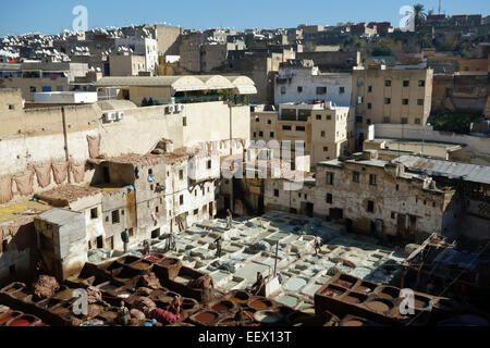 Vue aérienne de Chouwara tannerie dans fes, Maroc Banque D'Images