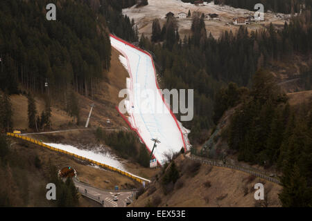 Val Gardena, Italie 19 décembre 2014. Une vue générale lors de la coupe du monde course de descente sur le cours de Saslong Banque D'Images