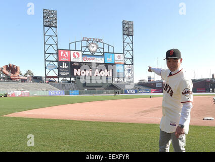 San Francisco, Californie, USA. 20 Jan, 2015. Norichika Aoki (Giants) MLB : Giants de San Francisco le voltigeur nouveau Nori Aoki pose lors d'une conférence de presse au AT&T Park à San Francisco, California, United States . © AFLO/Alamy Live News Banque D'Images