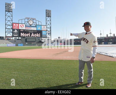 San Francisco, Californie, USA. 20 Jan, 2015. Norichika Aoki (Giants) MLB : Giants de San Francisco le voltigeur nouveau Nori Aoki pose lors d'une conférence de presse au AT&T Park à San Francisco, California, United States . © AFLO/Alamy Live News Banque D'Images