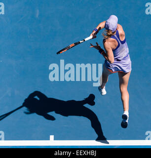 Melbourne, Australie. 23 Jan, 2015. 3e : Simona de semences (ROU) en action dans un 3ème match contre Bethanie Mattek-Sands (USA) au jour 5 de l'Australian Open 2015 Tournoi de tennis du grand chelem à Melbourne Park, Melbourne, Australie. Bas Sydney/Cal Sport Media. Remporté 6-4 7-5 : Credit : csm/Alamy Live News Banque D'Images