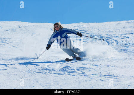 Skieuse Banque D'Images