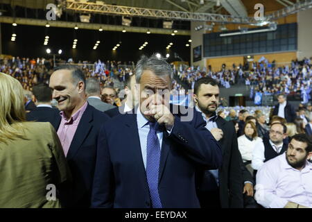 Athènes, Grèce. 23 janvier 2015. Close-up de Makis Voridis, Ministre de la santé. Néa Dimokratía, le principal parti du gouvernement actuel, ont tenu leur dernière réunion électorale à Athènes. Le seul orateur était le chef du parti et actuel premier ministre grec Antonis Samaras. Crédit : Michael Debets/Alamy Live News Banque D'Images