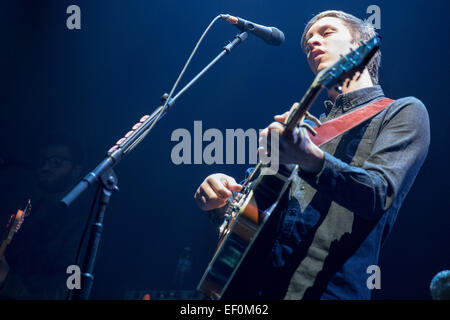 Chicago, Illinois, USA. 22 janvier, 2015. GEORGE musicien EZRA effectue vivent à l'UIC Pavilion à Chicago, Illinois © Daniel DeSlover/ZUMA/Alamy Fil Live News Banque D'Images