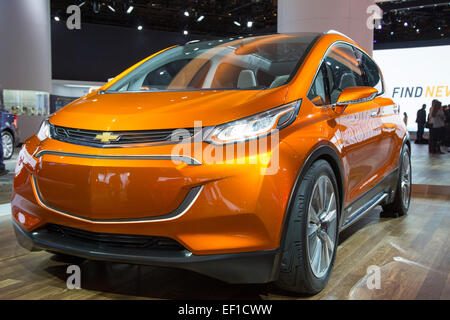 Detroit, Michigan - le boulon Chevrolet concept car véhicule électrique sur l'affichage à la North American International Auto Show. Banque D'Images