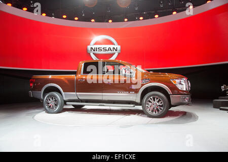 Detroit, Michigan - Le Nissan Titan XD chariot sur l'affichage à la North American International Auto Show. Banque D'Images