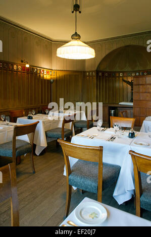 Le restaurant de l'hôtel Endsleigh, près de Tavistock, Devonshire. Banque D'Images