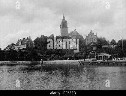 Une photographie de la cathédrale de Strängnäs à Södermanland, en Suède, montrant son architecture gothique et son importance historique. Il est préservé par le Conseil suédois du patrimoine national. Banque D'Images