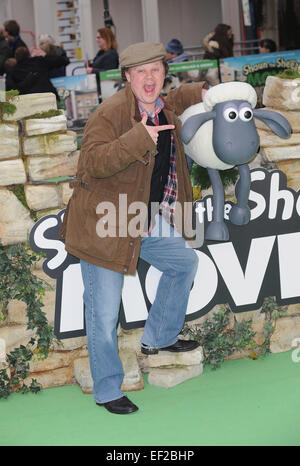 London, UK, UK. 25 Jan, 2015. Justin Fletcher assiste à la première européenne de ''Shaun The Sheep'' à vue Leciester Square. © Ferdaus Shamim/ZUMA/Alamy Fil Live News Banque D'Images