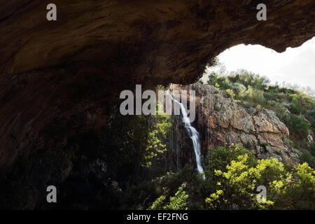 Vue d'une cascade Tulbagh-faux rock Banque D'Images