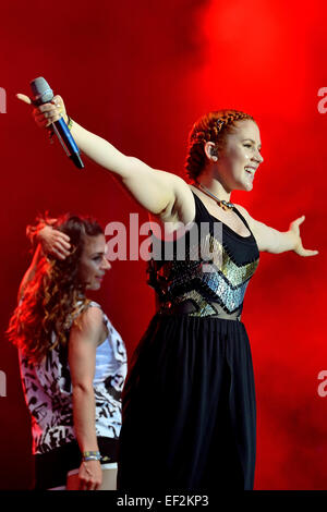 BENICASSIM, ESPAGNE - 19 juillet Katy B (chanteur et auteur-compositeur anglais) concert au Festival. Banque D'Images