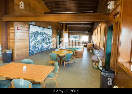 À l'intérieur d'un ouragan Ridge Visitor Centre à l'Olympic National Park, Washington, USA Banque D'Images