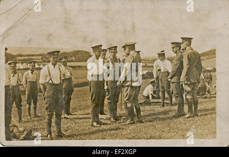 Aberdeen University Officers Training Corps au Camp annuel dans le1920s. Banque D'Images