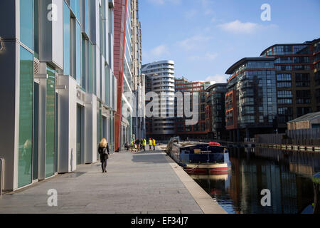 Nouveau développement du bassin de Paddington junction et Regent's Canal Grand Union Banque D'Images