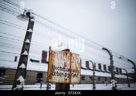 Oswiecim, Pologne. 26 janvier, 2015. Vue générale de l'ancien camp de concentration et d'extermination d'Nazi-German KL Auschwitz I en vue de la prochaine 70e anniversaire de la libération du camp d'Oswiecim, Pologne, 26 janvier 2015. Photo : Rolf Vennenbernd/dpa/Alamy Live News Banque D'Images