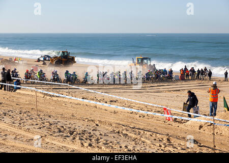 L'Hossegor 'ronde des sables" (France). Cette moto de course événement allie vitesse, l'endurance et technique d'événements. Banque D'Images