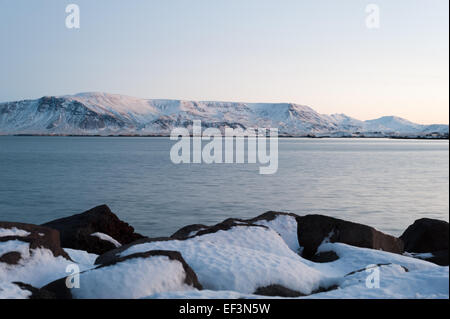 Le mont Esja, Reykjavik, Islande. Banque D'Images