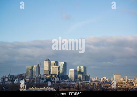 Canary Wharf sur l'Isle of Dogs à partir de l'Observatoire Royal de Greenwich, London, UK Banque D'Images