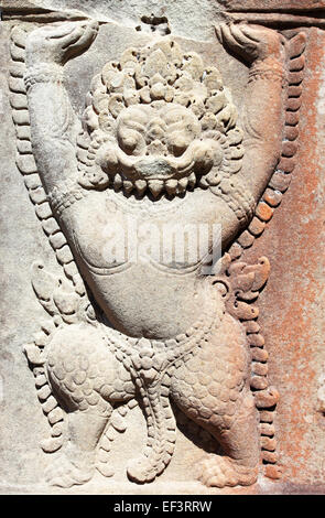 La sculpture sur pierre anciens Khmer à Angkor, Cambodge Banque D'Images