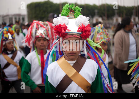 Danseurs de Mancuerna, Tepeyahualco, Puebla, l'exécution de la Danza de los Negritos ( Danse des pickaninny) au cours de l'assemblée Banque D'Images