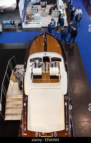 2015 - le bateau Duesseldorf mondes plus grand yachting et sports d'eau exposition Banque D'Images