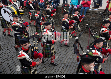 Les membres de l'Atholl Highlanders, l'Europe est qu'une armée privée, marchant pendant Pipefest Stirling, un événement organisé à Stirling, Ca Banque D'Images