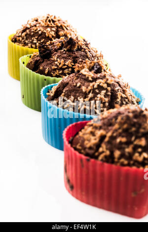 Forme de coeur muffins dans des moules en silicone Banque D'Images