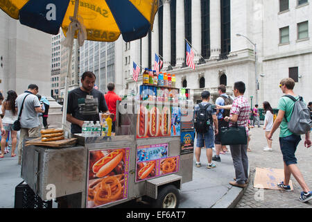 Vendeur alimentaire mobile, bourse de New York, Wall street, financial district, Manhattan, New York, USA, Amérique latine Banque D'Images