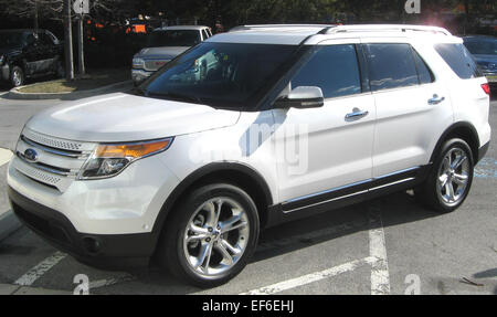 2011 Ford Explorer Limited 1215 20102 Banque D'Images