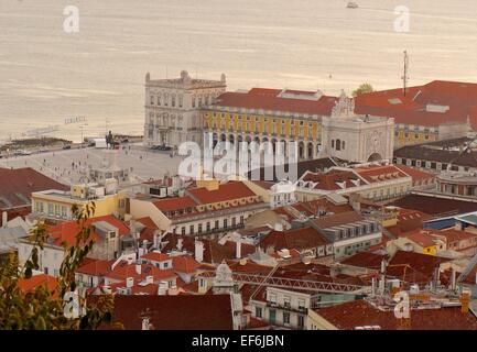 Praça do Comércio (Place du Commerce), le Tage, Lisboa (Portugal) Lisbonne Banque D'Images