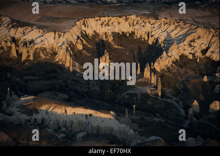 Vue aérienne de la Cappadoce, Turquie du hot air balloon Banque D'Images