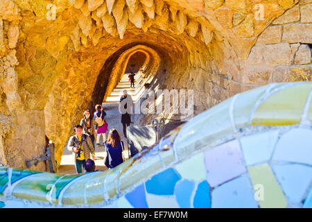 Parc Guell d'Antoni Gaudi architecte. Barcelone, Catalogne, Espagne. Banque D'Images