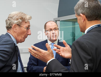 Milton Keynes, Royaume-Uni. 28 janvier, 2015. Sciences de la vie Le ministre George Freeman MP visites UK BioCenter 28 Jan 2015. Crédit : Chris King/Alamy Live News Banque D'Images