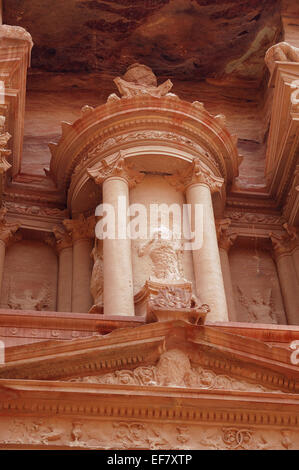 Élément de la Jordanie Petra ancien temple Banque D'Images