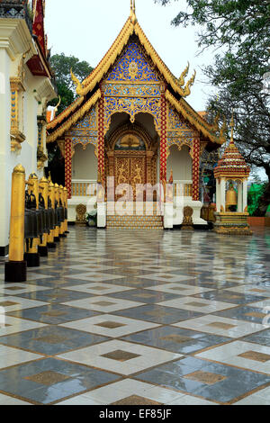 Temple, Wat Phrathat Doi Suthep, Pic, Chiang Mai, Thaïlande Banque D'Images