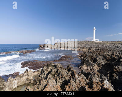 Phare du cap Zanpa, Kawagoe , Okinawa, Japon Banque D'Images