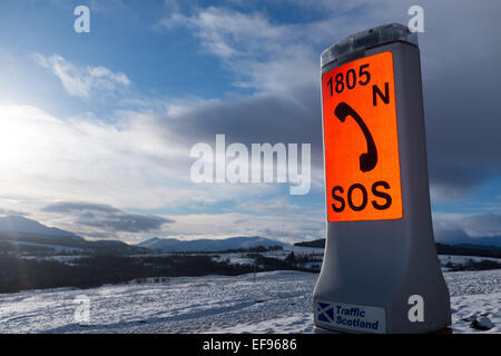 Highlands écossais, au Royaume-Uni. 29 janvier, 2015. Météo Royaume-uni Royaume-uni : les fortes chutes de neige pendant la nuit, pour des conditions dangereuses dans les Highlands d'Écosse Crédit : Kenny Ferguson/Alamy Live News Banque D'Images