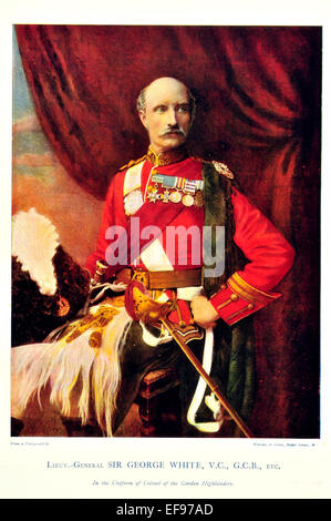 Célébrités de l'Armée 1900 Le Lieutenant-général Sir George White V C G C B en uniforme de Colonel Gordon Highlanders Banque D'Images