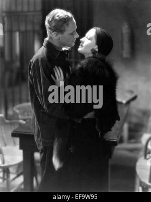 LESLIE HOWARD, Norma Shearer, UNE ÂME LIBRE, 1931 Banque D'Images