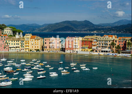 La baie de Baia del Silenzio, Sestri Levante, Province de Gênes, ligurie, italie Banque D'Images