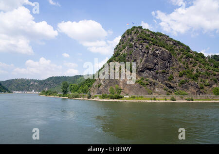 Rocher de la Lorelei, schiste dans le patrimoine mondial de l'Vallée du Haut-Rhin moyen, près de Saint Goar, Saint- Goar, Allemagne, Europe - 2014 Banque D'Images