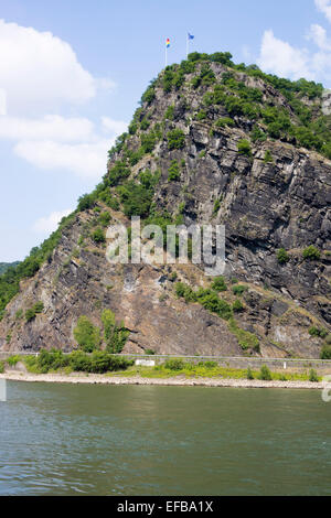 Rocher de la Lorelei, schiste dans le patrimoine mondial de l'Vallée du Haut-Rhin moyen, près de Saint Goar, Saint- Goar, Allemagne, Europe - 2014 Banque D'Images