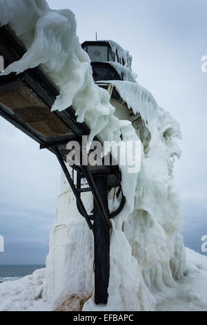 Phare d'hiver gelé Banque D'Images