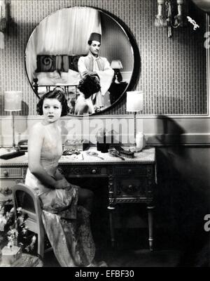 MYRNA LOY LE BARBARE (1933) Banque D'Images