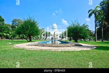 Viharamahadevi Park, le plus ancien et le plus grand parc au coeur de la ville de Colombo Banque D'Images