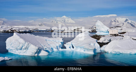 D'énormes icebergs dans l'Antarctique Banque D'Images