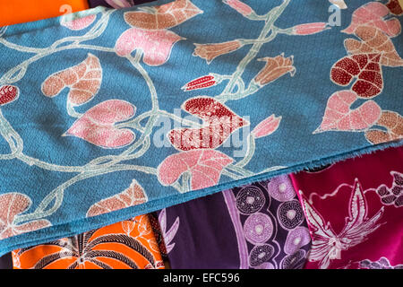 Imprimé en soie avec motifs traditionnel Indonésien Banque D'Images