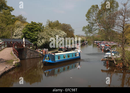 Un grand classique sur le canal à Macclesfield Seigneur VernonÕs Wharf plus à Poynton, Cheshire Banque D'Images