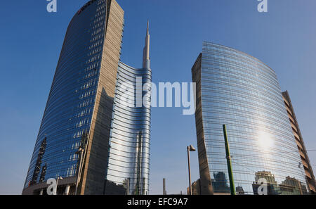 Le gratte-ciel Tour Unicredit par Cesar Pelli, est le plus grand bâtiment en Italie. Quartier de Porta Nuova Milan Lombardie Banque D'Images