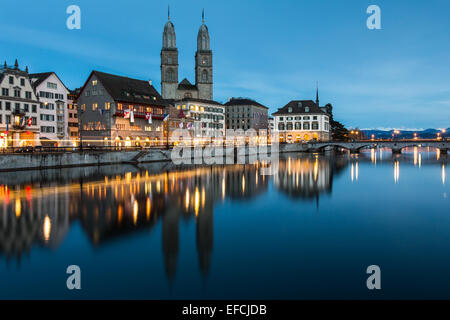 La ville de Zurich - nightshot Banque D'Images